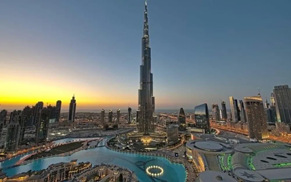 Dubai Burj Khalifa Tickets (Floors 124 & 125 + Optional 148)