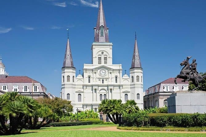New Orleans Minibus Tour