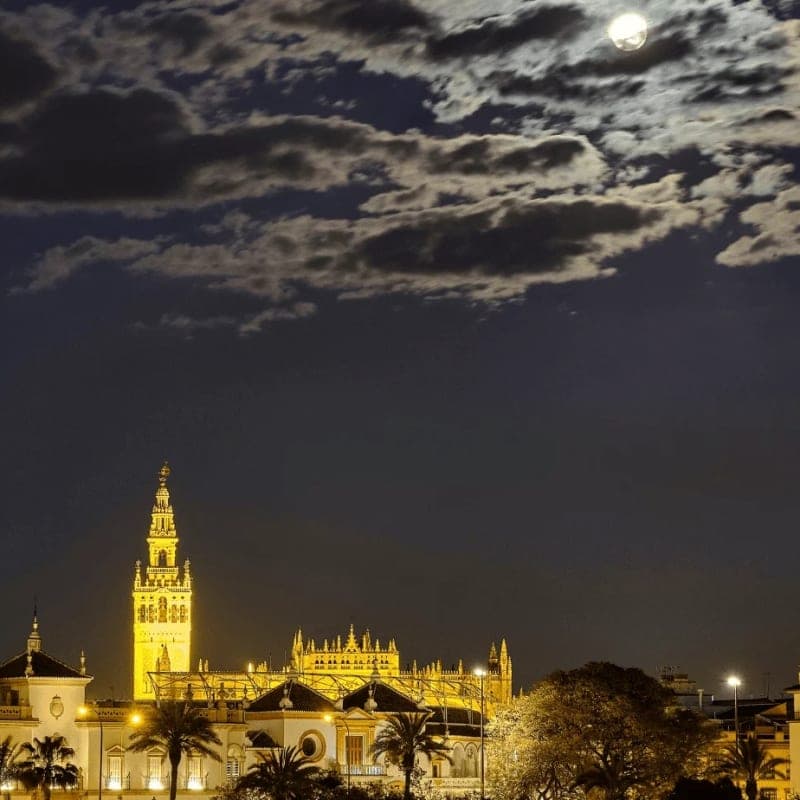 Seville Mysteries & Legends Free Tour