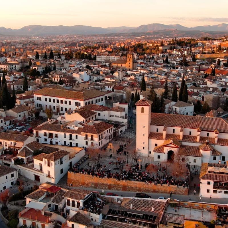 Granada Free Night Tour