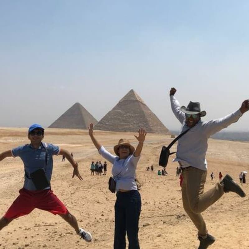 Giza Free Tour: Pyramids & Sphinx