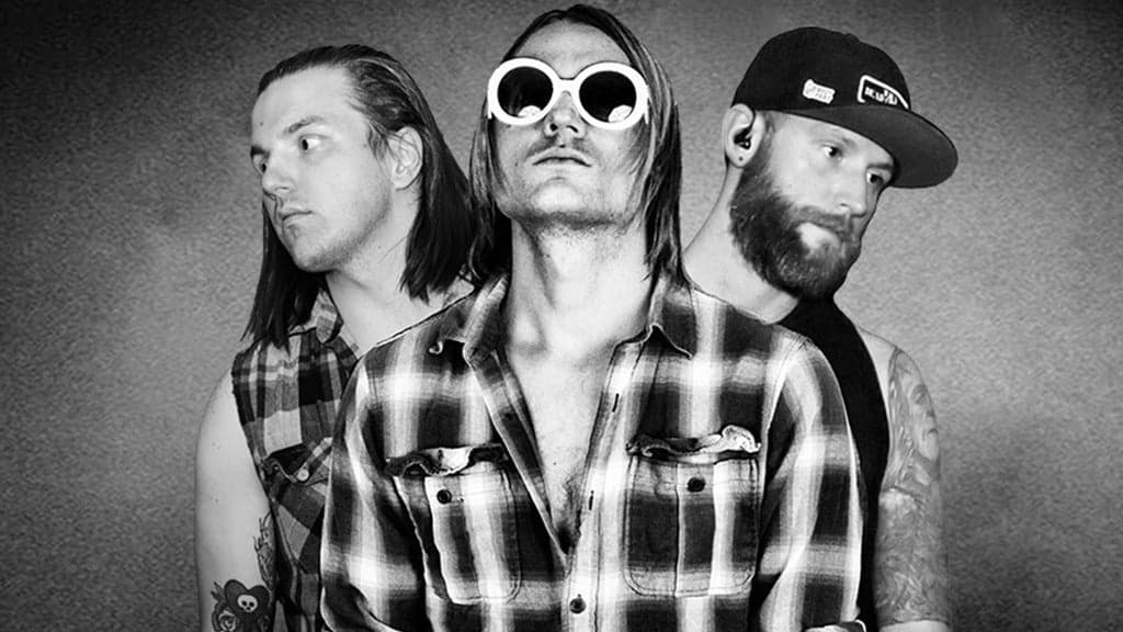 Smells Like Nirvana w/ Dead Original at Paper Tiger