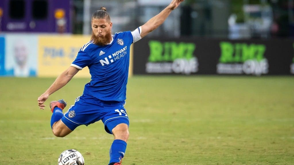Charlotte Independence vs. Chattanooga Red Wolves SC at American Legion Memorial Stadium