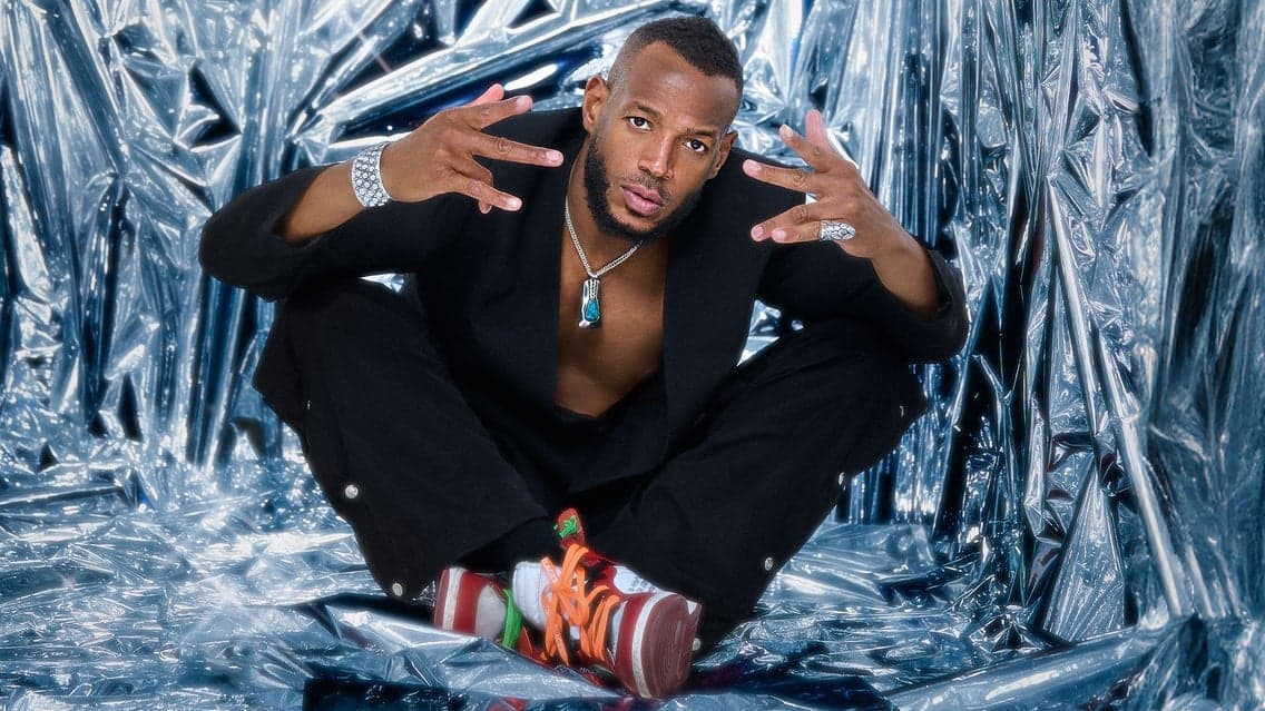 Marlon Wayans at Laugh Out Loud Comedy Club