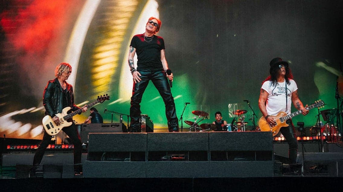 GUNS N' ROSES - bp Adelaide Grand Final at Adelaide Street Circuit