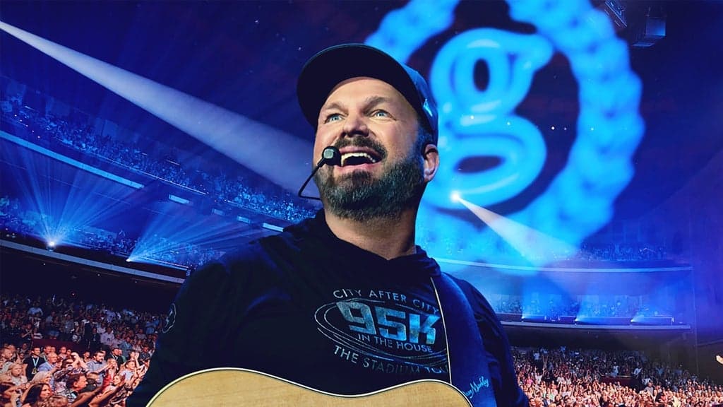 Garth Brooks at American Family Insurance Amphitheater - Summerfest Grounds