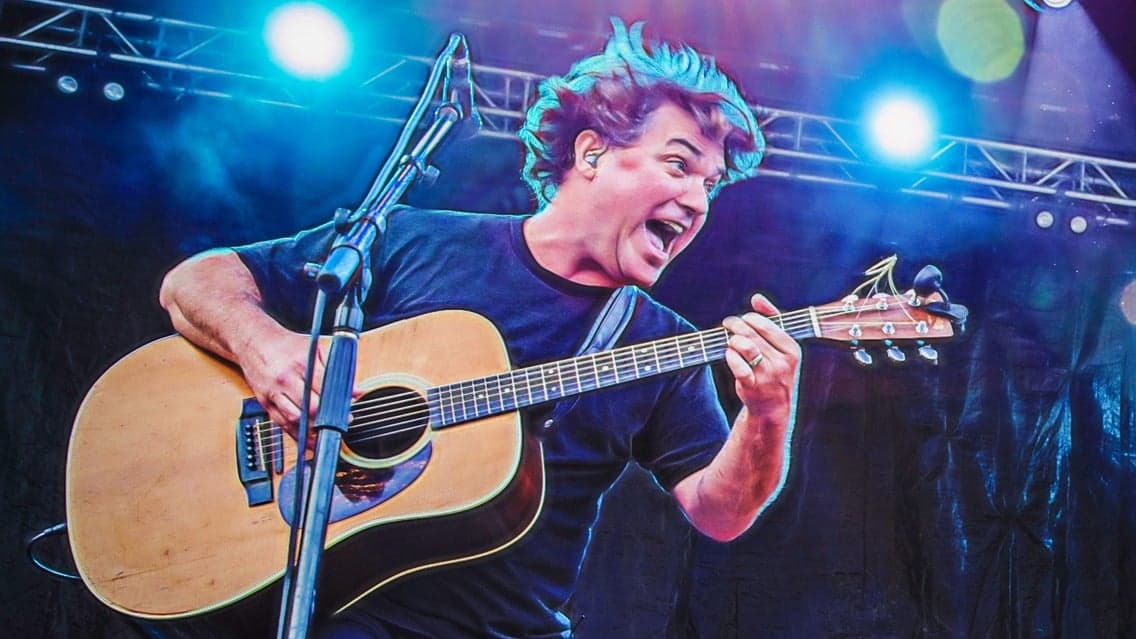 Keller Williams at Middle Ages Music Hall